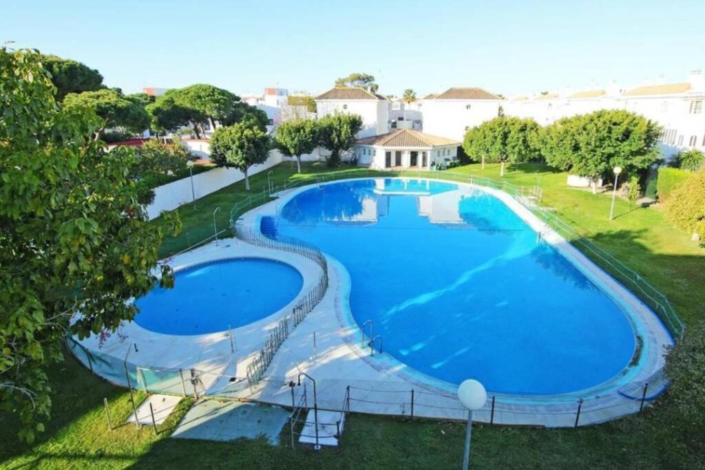 Acogedor Apartamento A 100 M. De Pinares Y Playa Apartment Рота Екстериор снимка